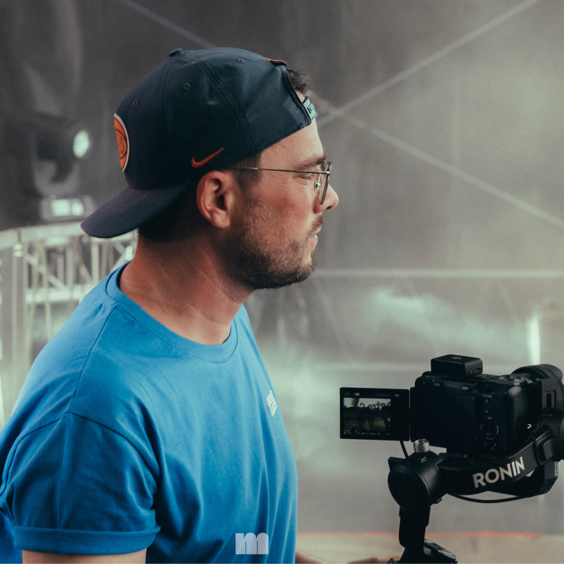 Préparation au tournage pour l'entrée en scène de Boris Way lors du festival Electrogarden (Crédit photo : Mathéo Desmarres)